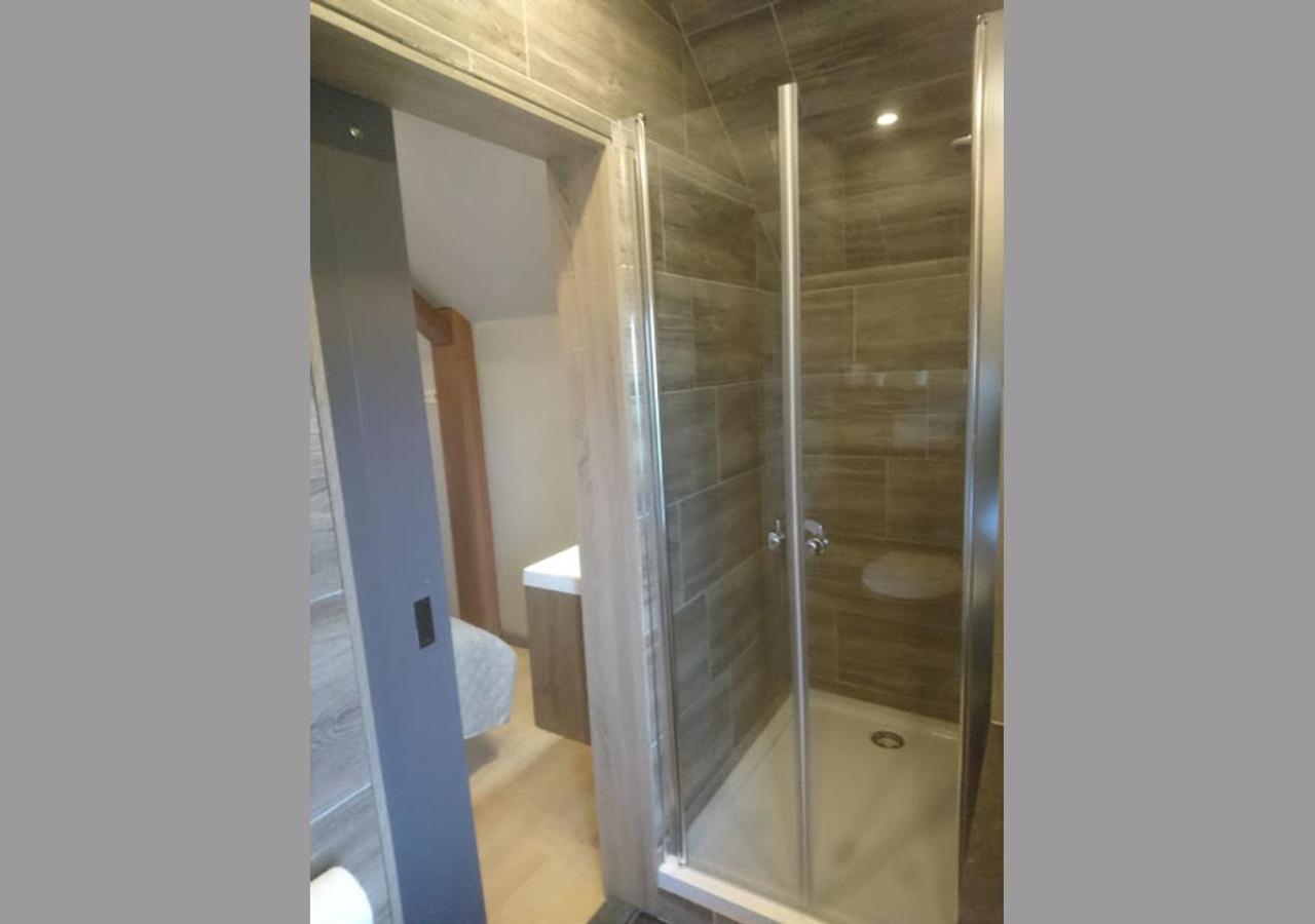 De Cyprian Bed & Breakfast Kaard Εξωτερικό φωτογραφία