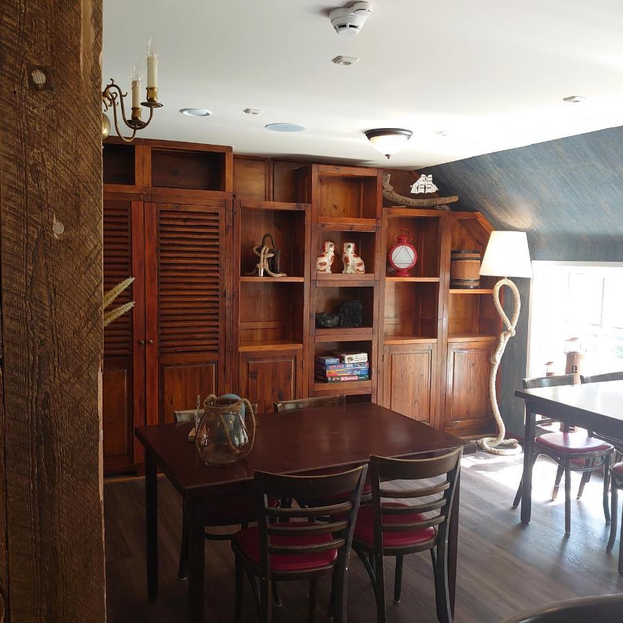 De Cyprian Bed & Breakfast Kaard Εξωτερικό φωτογραφία