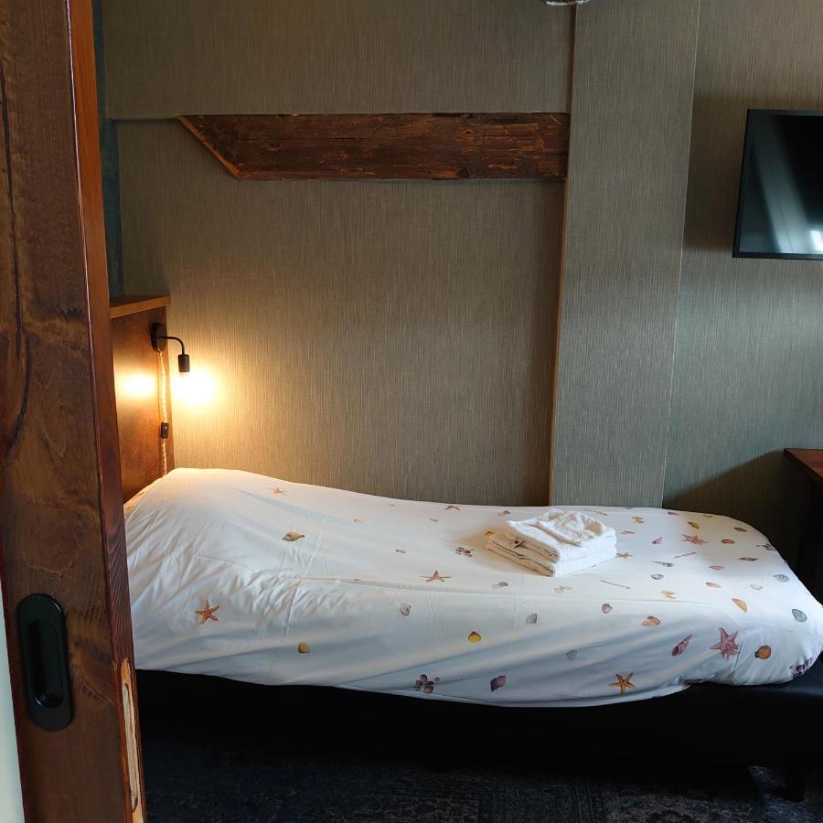 De Cyprian Bed & Breakfast Kaard Εξωτερικό φωτογραφία