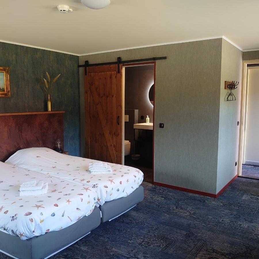 De Cyprian Bed & Breakfast Kaard Εξωτερικό φωτογραφία