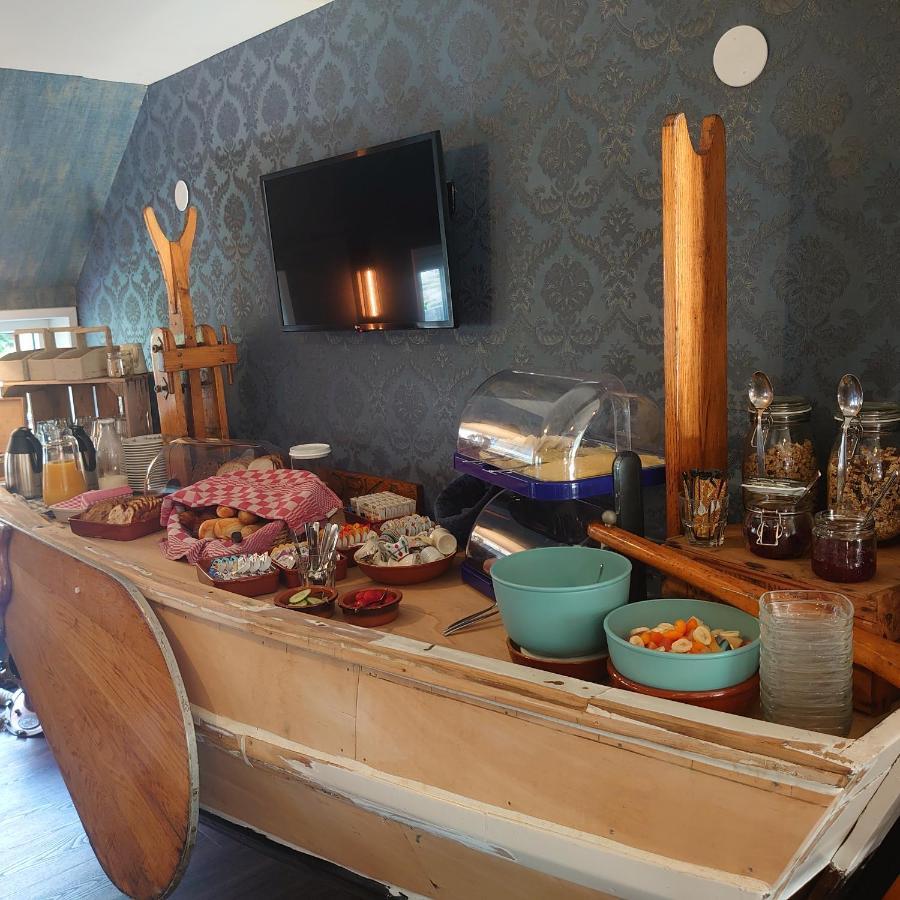 De Cyprian Bed & Breakfast Kaard Εξωτερικό φωτογραφία